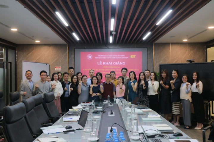 KHAI GIẢNG CHƯƠNG TRÌNH ĐÀO TẠO, HUẤN LUYỆN VỀ CHUYỂN ĐỔI SỐ TẠI GIZA GROUP