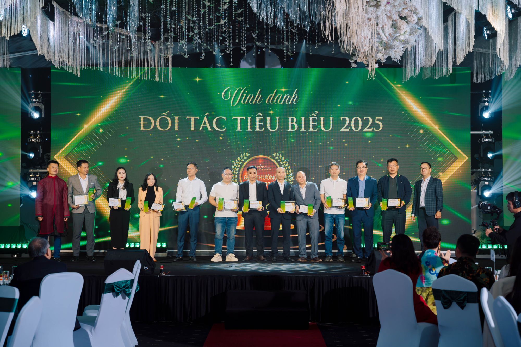 yuq03405
